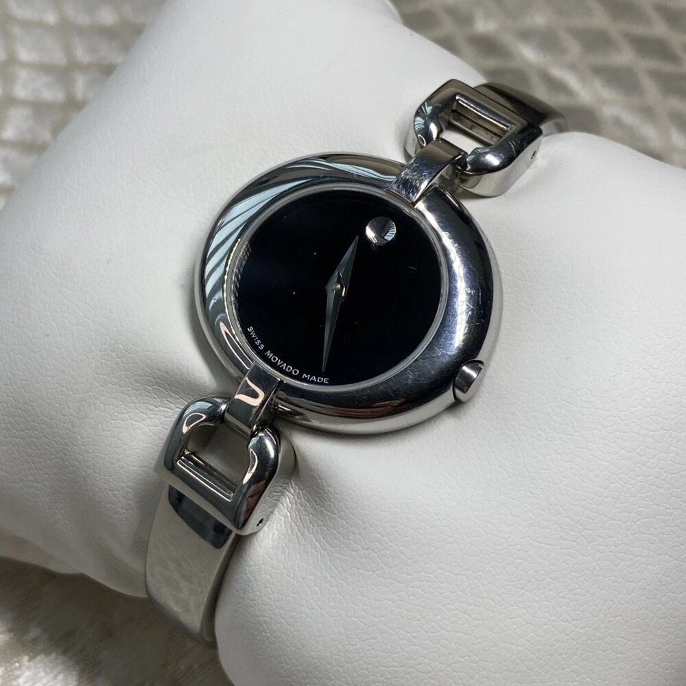 Movado Swiss Made Watch Sapphire Crystal Excellent Working Condition